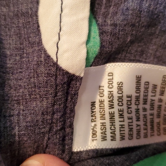 Crown & Ivy Women's Sleeveless Navy & Polka-dots Top Size Small - Picture 8 of 8